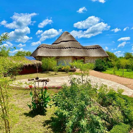 Murchison Falls Bamboo Village Paraa المظهر الخارجي الصورة