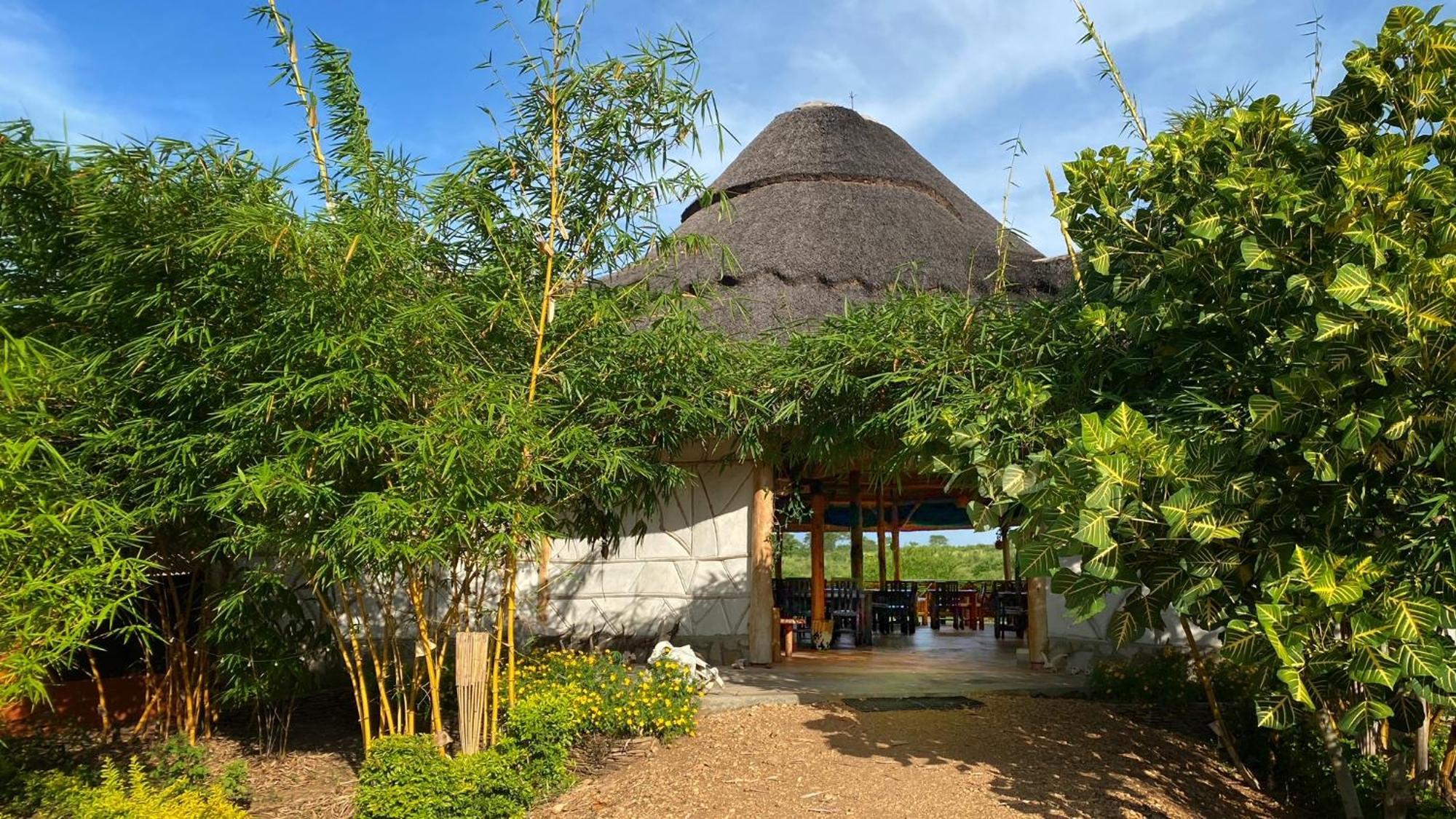 Murchison Falls Bamboo Village Paraa المظهر الخارجي الصورة